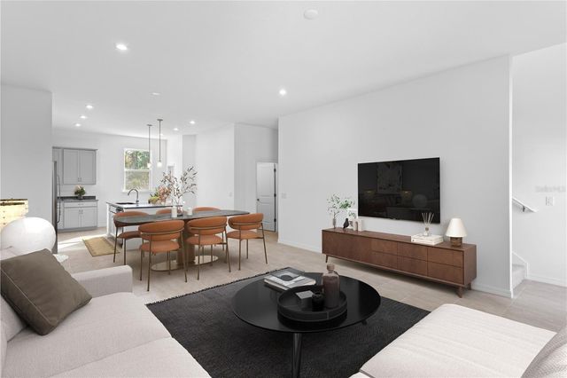 9812 TATE LANE, Tampa, FL 33626