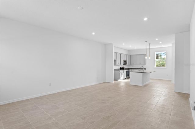 9812 TATE LANE, Tampa, FL 33626