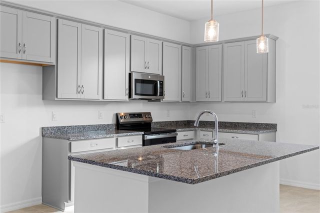 9812 TATE LANE, Tampa, FL 33626