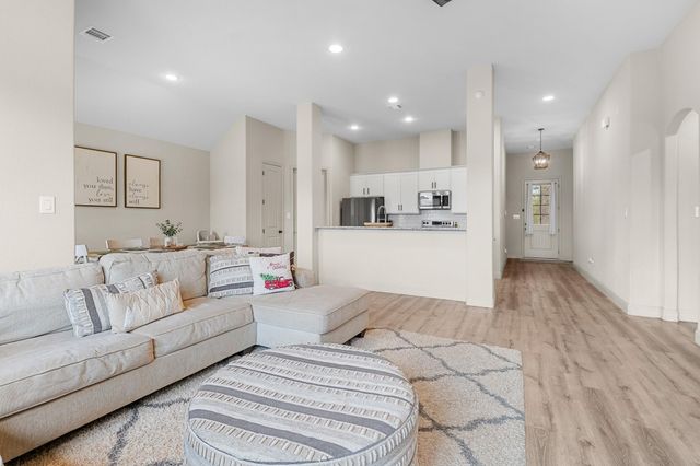 38466 Park View Drive, Hempstead, TX 77445