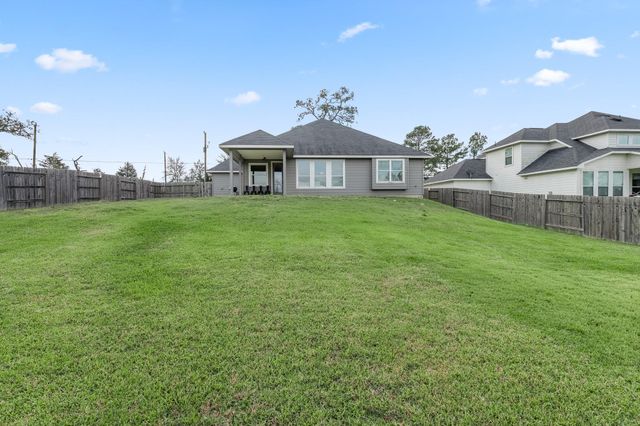 38466 Park View Drive, Hempstead, TX 77445