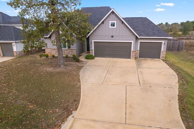 38466 Park View Drive, Hempstead, TX 77445