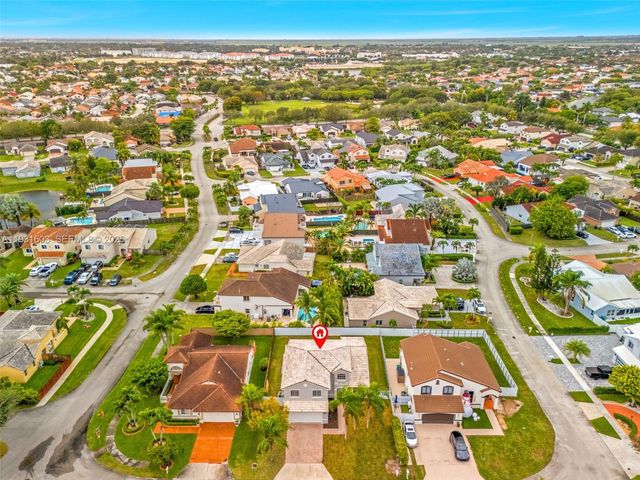 16054 SW 77th Ter, Miami, FL 33193