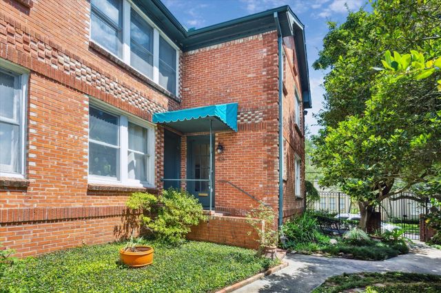 1214 Bartlett Street 14, Houston, TX 77006
