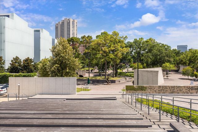 1214 Bartlett Street 14, Houston, TX 77006