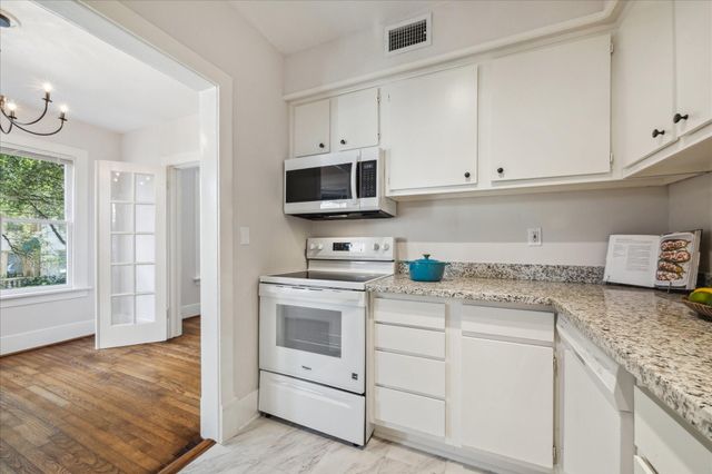1214 Bartlett Street 14, Houston, TX 77006