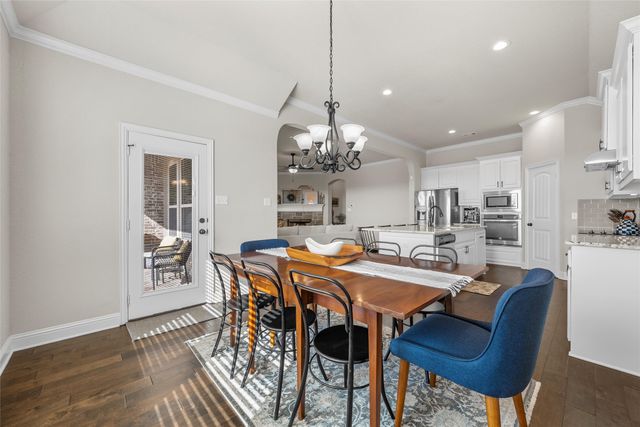 254 Oak Meadow Trail, Mcgregor, TX 76657