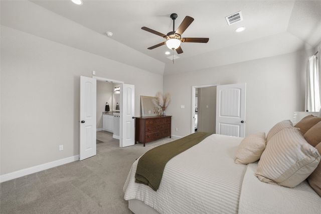 254 Oak Meadow Trail, Mcgregor, TX 76657