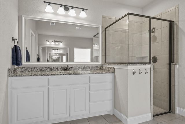 254 Oak Meadow Trail, Mcgregor, TX 76657