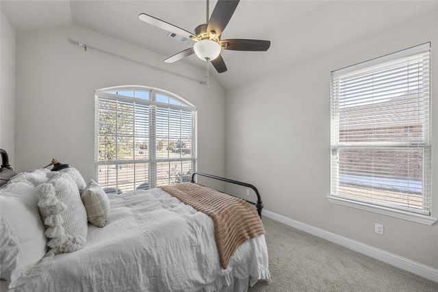 254 Oak Meadow Trail, Mcgregor, TX 76657