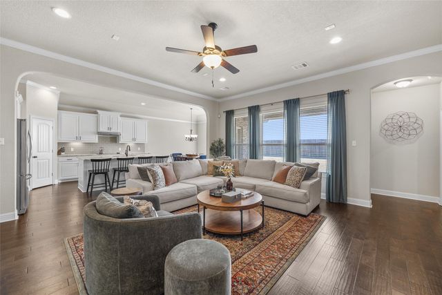 254 Oak Meadow Trail, Mcgregor, TX 76657