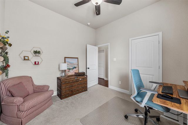 254 Oak Meadow Trail, Mcgregor, TX 76657