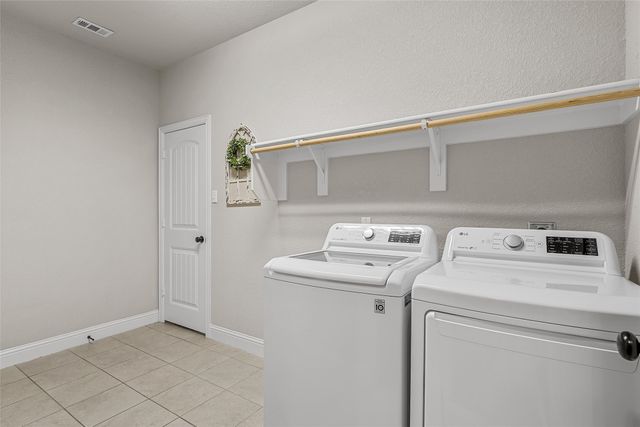 254 Oak Meadow Trail, Mcgregor, TX 76657