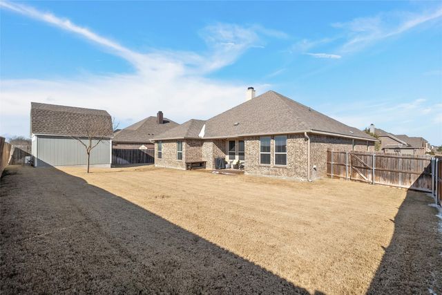 254 Oak Meadow Trail, Mcgregor, TX 76657