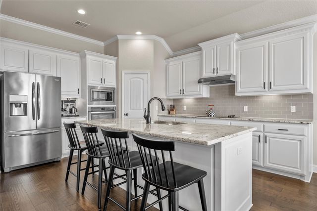 254 Oak Meadow Trail, Mcgregor, TX 76657