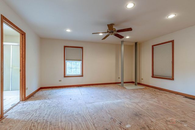 908 Amber Lane, Lake Villa, IL 60046