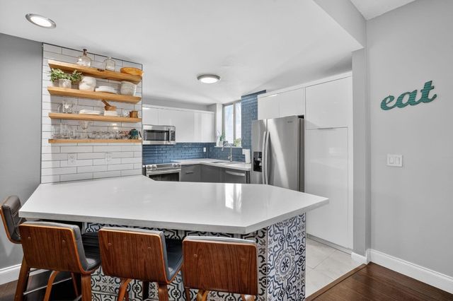 1401 NE 9th Street 13, Fort Lauderdale, FL 33304