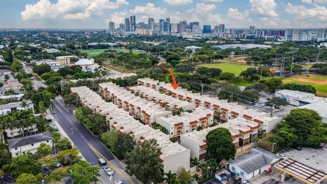 1401 NE 9th Street 13, Fort Lauderdale, FL 33304