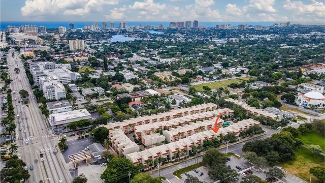 1401 NE 9th Street 13, Fort Lauderdale, FL 33304