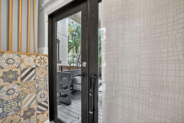 1401 NE 9th Street 13, Fort Lauderdale, FL 33304