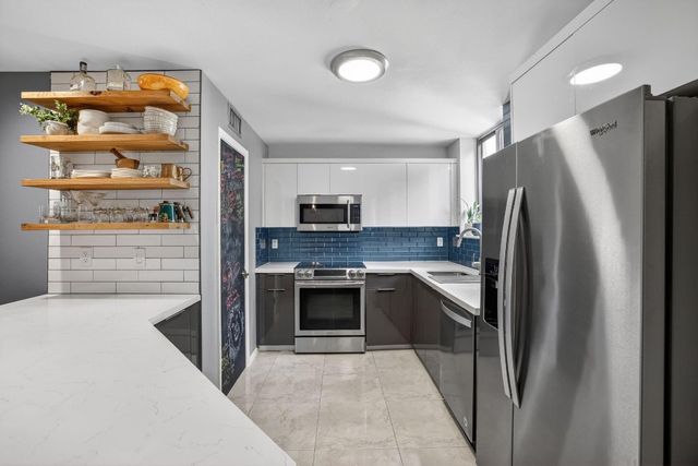 1401 NE 9th Street 13, Fort Lauderdale, FL 33304