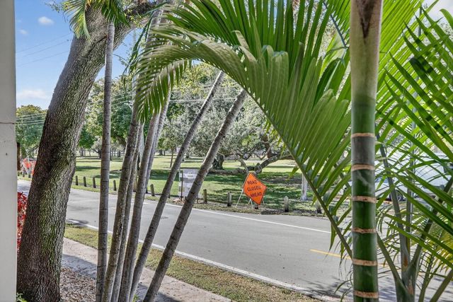 1401 NE 9th Street 13, Fort Lauderdale, FL 33304