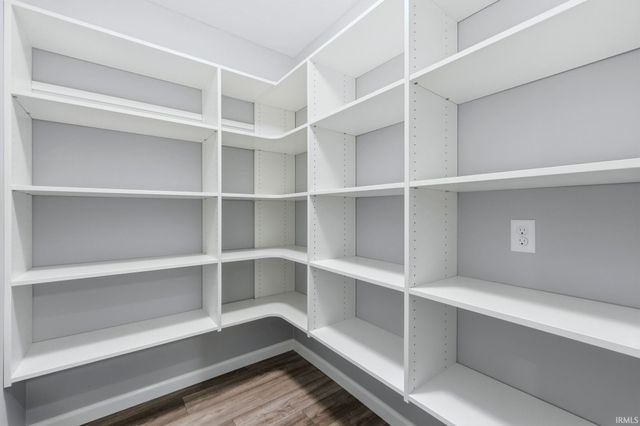 1372 Marsh Deer Run, Huntertown, IN 46748