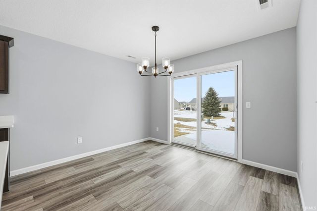 1372 Marsh Deer Run, Huntertown, IN 46748