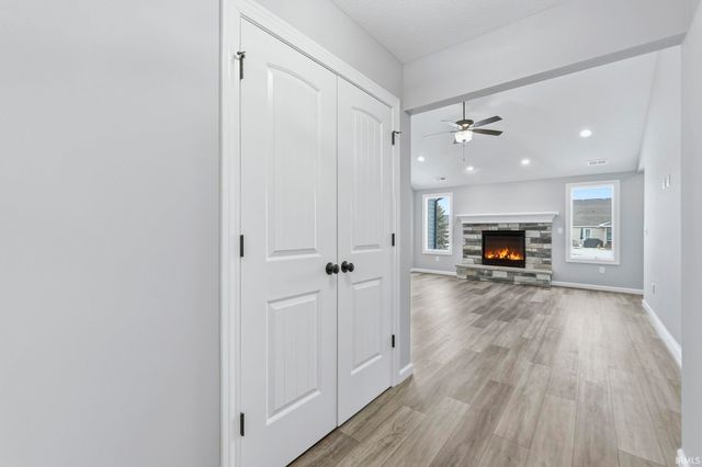 1372 Marsh Deer Run, Huntertown, IN 46748