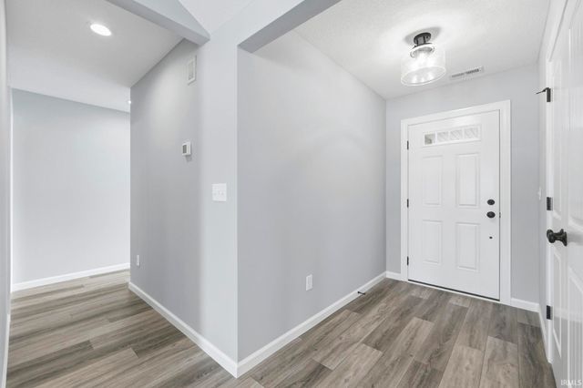 1372 Marsh Deer Run, Huntertown, IN 46748