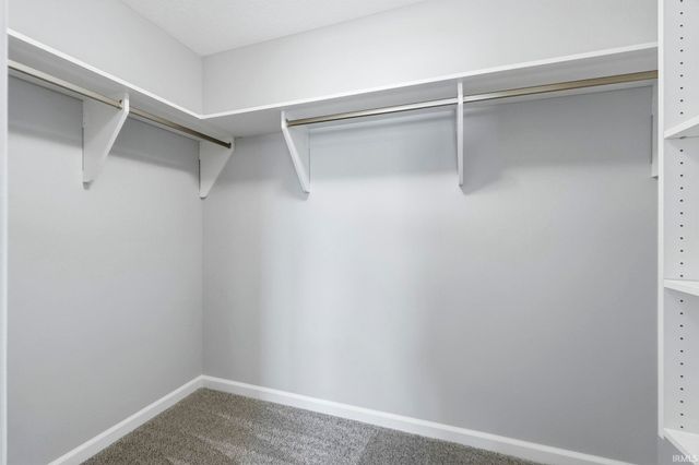 1372 Marsh Deer Run, Huntertown, IN 46748