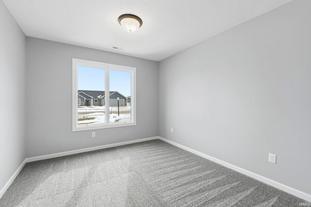 1372 Marsh Deer Run, Huntertown, IN 46748