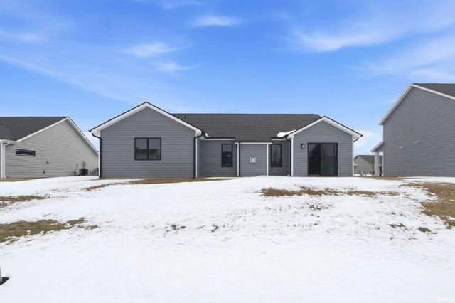 1372 Marsh Deer Run, Huntertown, IN 46748