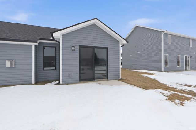 1372 Marsh Deer Run, Huntertown, IN 46748