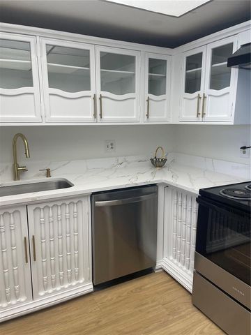 5200 BRITTANY DRIVE S 1804, St Petersburg, FL 33715