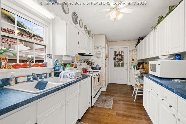 1599 Quarrier Street A, Charleston, WV 25311