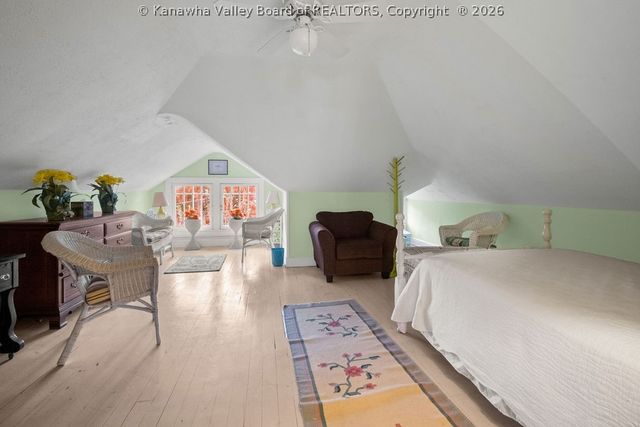 1599 Quarrier Street A, Charleston, WV 25311