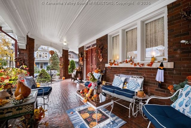 1599 Quarrier Street A, Charleston, WV 25311