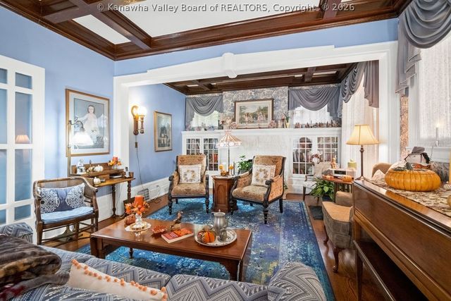 1599 Quarrier Street A, Charleston, WV 25311