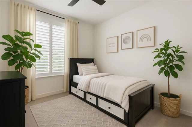 2700 E Chaucer 14, Los Angeles, CA 90065