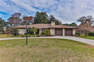 24 PINE Street, Homosassa, FL 34446