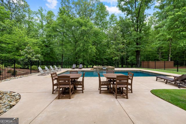 752 Grant Road, Brooks, GA 30205