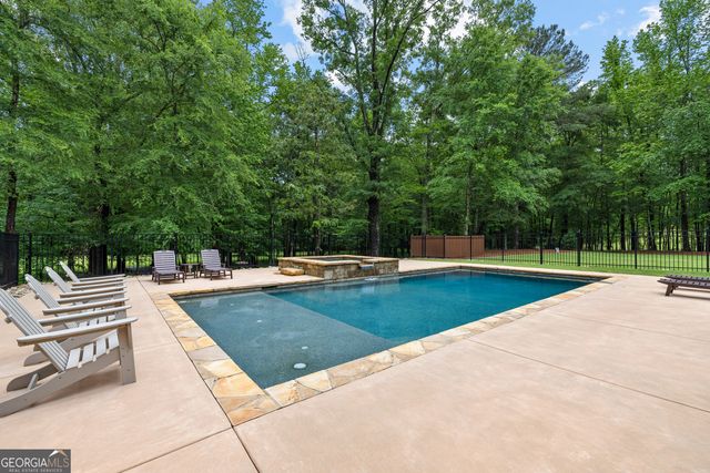 752 Grant Road, Brooks, GA 30205