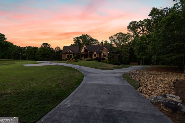 752 Grant Road, Brooks, GA 30205