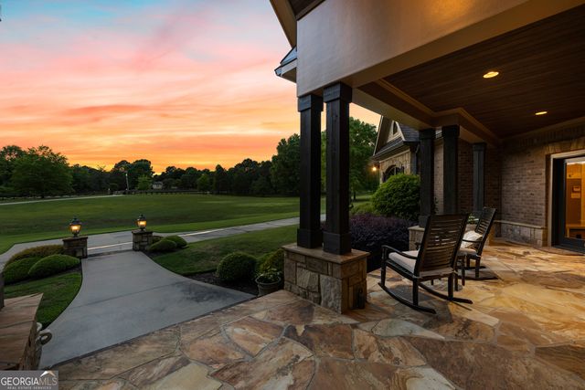 752 Grant Road, Brooks, GA 30205