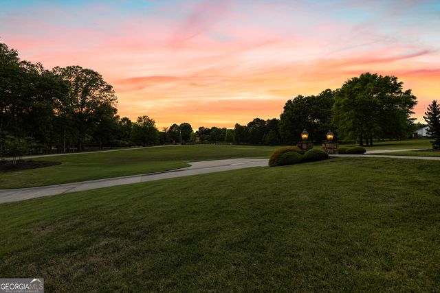 752 Grant Road, Brooks, GA 30205
