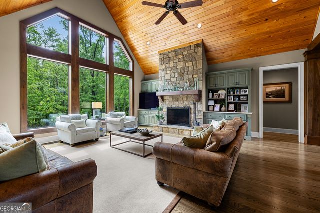 752 Grant Road, Brooks, GA 30205