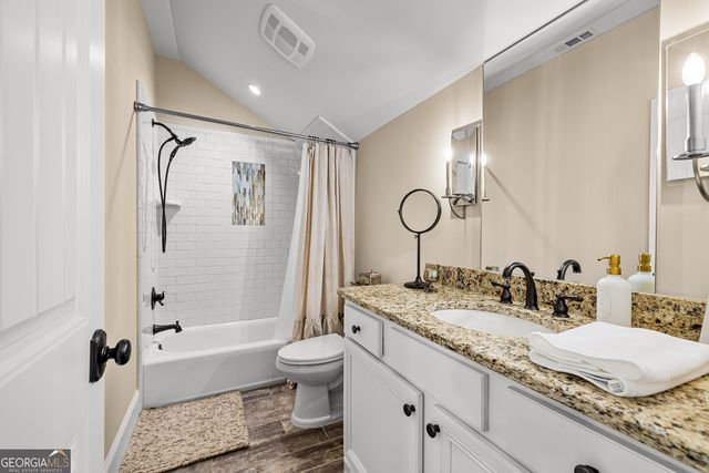 752 Grant Road, Brooks, GA 30205