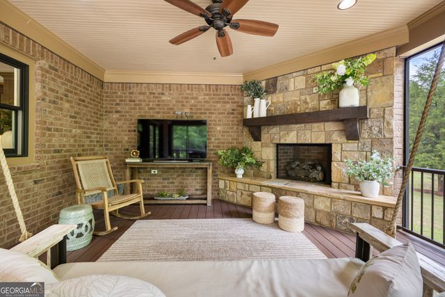 752 Grant Road, Brooks, GA 30205