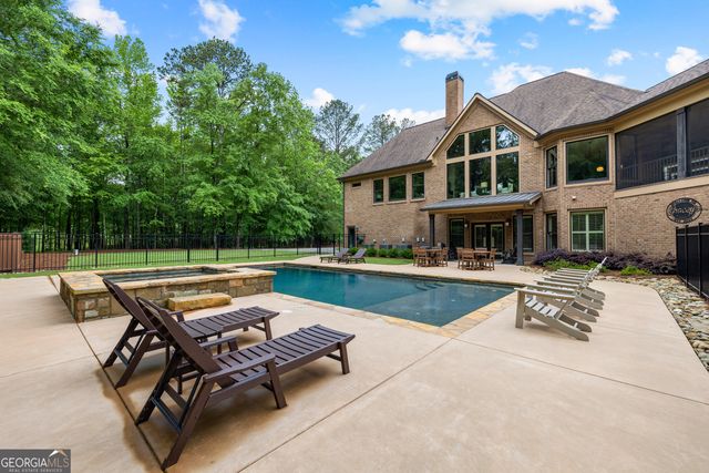 752 Grant Road, Brooks, GA 30205